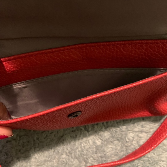 Crossbody - Picture 6 of 6